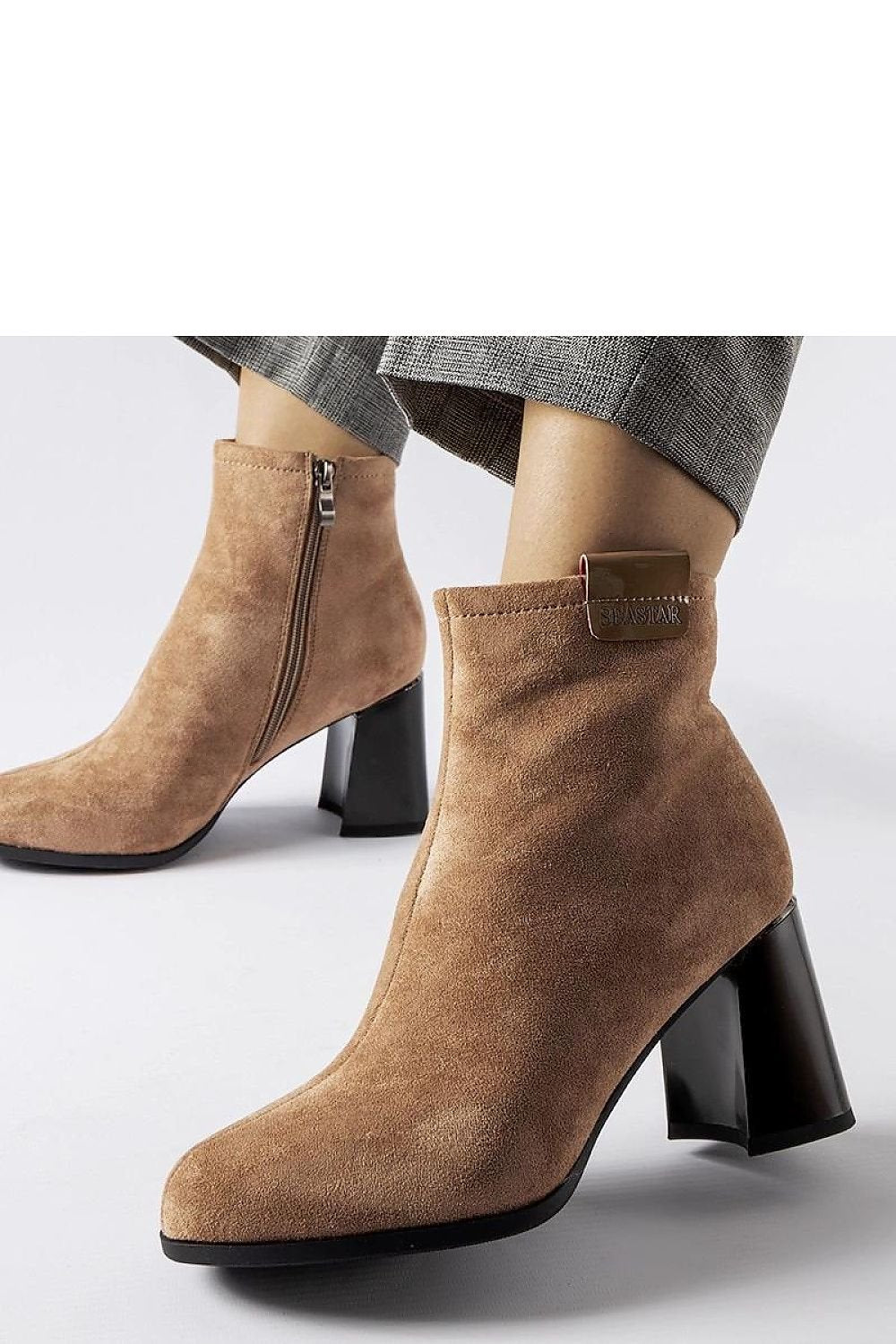 Heel boots model 205851